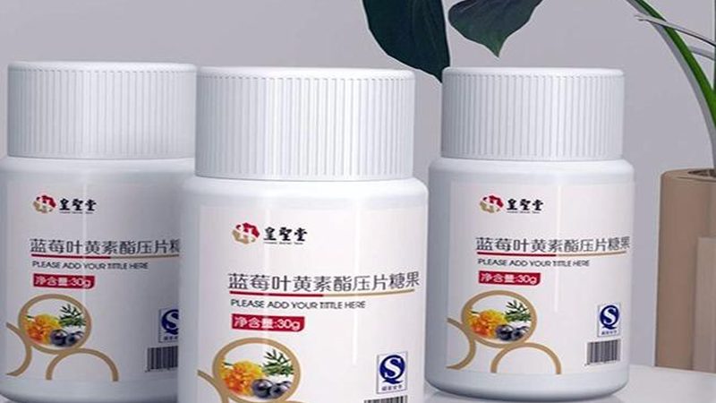 小标题：脱发背后的营养因素