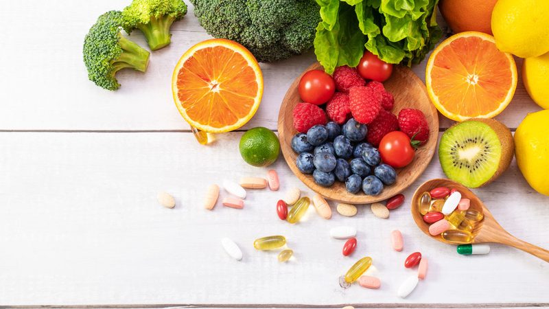 蛋白粉保健食品的价格主要由以下因素构成：